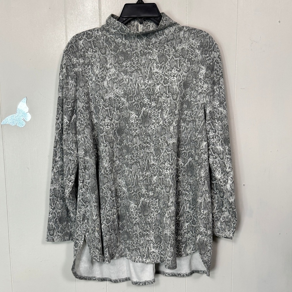 Chicos Mock Neck Long Sleeve Tunic Top Snakeskin Print Womens XL Pima Cotton